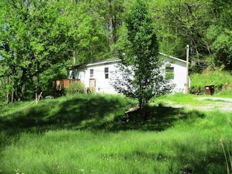 616 Weaver Dr, Falmouth, KY 41040