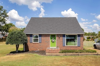 310 Davis Ave, Florence, AL 35633