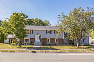 56 Glad Valley Dr, Billerica, MA 01821