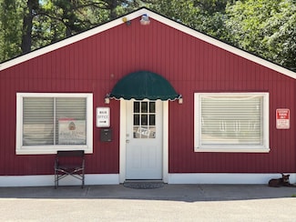 556 Pine River Pond Rd, Wakefield, NH 03872