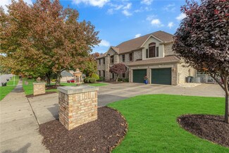 2011 Broad Hill Farms Rd, Coraopolis, PA 15108