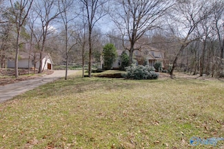 231 Brawley Dr, Owens Cross Roads, AL 35763