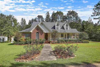 120 Deer Creek Cove, Mendenhall, MS 39114