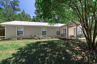 1561 Hempstead 5, Hope, AR 71801