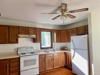 80 Mallory Ln Unit B, Pine Bush, NY 12566