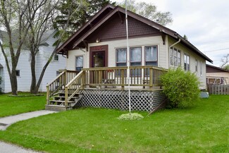 835 6th Ave NE, Devils Lake, ND 58301