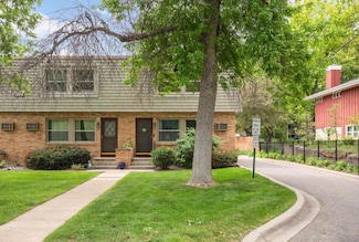 1494 21st Ave NW Unit 4, New Brighton, MN 55112