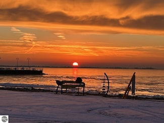 629 W Lake St, Tawas City, MI 48763