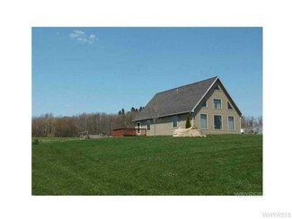 2780 Blackhouse Rd, Warsaw, NY 14569