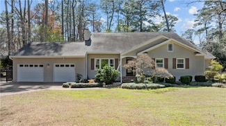 3379 Lynnwood Dr, Virginia Beach, VA 23452