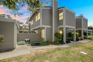 228 Apollo Unit 6, Hercules, CA 94547