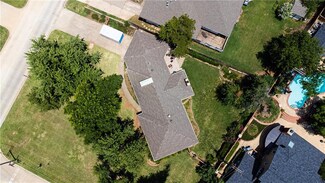 7110 Brentwood Rd, Nichols Hills, OK 73116