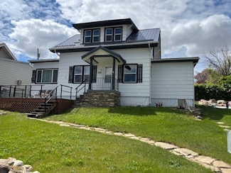 330 2nd St S, Shelby, MT 59474