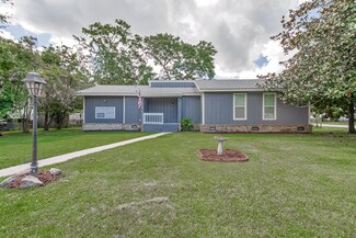 517 Longleaf Rd, Summerville, SC 29483