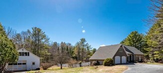 483 Whitefield Rd, Pittston, ME 04345