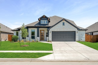 401 Chestnut Ln, Glenn Heights, TX 75154