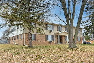 N169W19865 Chestnut Ct, Jackson, WI 53037