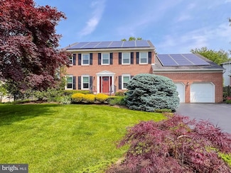 12 Dix Ln, Lawrence Township, NJ 08648