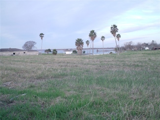 24549 La Ponderosa Dr, Lakeshore Gardens-Hidden Acres, TX 78368