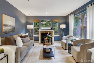 20802 72nd Ave W Unit 304, Edmonds, WA 98026