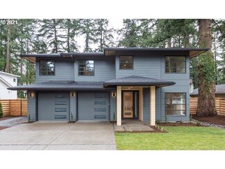 16233 Bonaire Ave, Lake Oswego, OR 97035