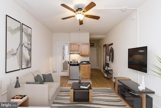 1324 Locust St Unit 1129, Philadelphia, PA 19107