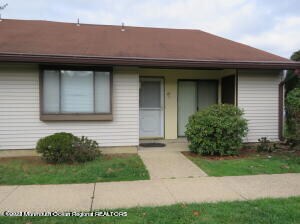 56 Amberly Dr Unit D, Manalapan, NJ 07726