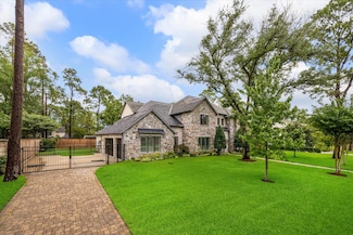 11910 Broken Bough Dr, Houston, TX 77024