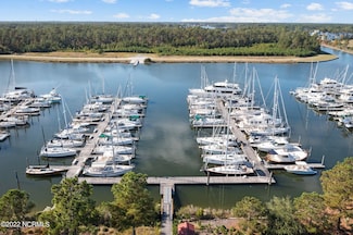 451 Harborside Dr Unit A32, Oriental, NC 28571