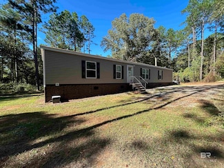 9587 Whitehouse Fork Rd, Bay Minette, AL 36507