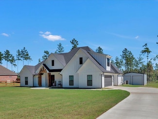 387 C Rd, Diboll, TX 75941