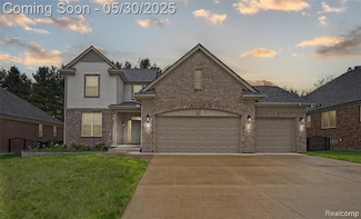 24759 Kabarda Dr, Macomb, MI 48042