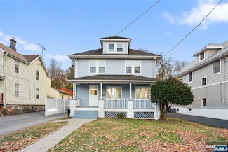 96 Montclair Ave, Little Falls, NJ 07424