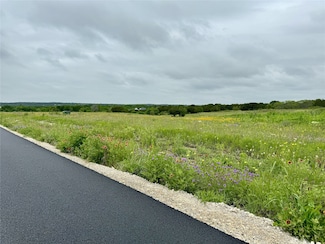 1006 Rana Dr, Cresson, TX 76035