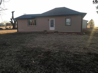 403 N Broadway St, Sharon, KS 67138
