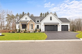 947 Timberland Ct, Webster, NY 14580