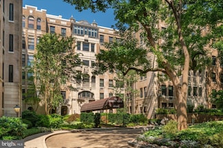 4700 Connecticut Ave NW Unit 500, Washington, DC 20008