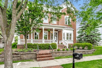 2037 Stanhope St, Carmel, IN 46032