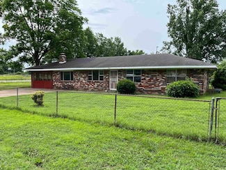 1902 Heather Ln, Newport, AR 72112