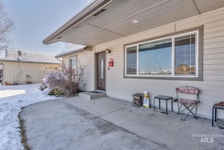 120 NE 8th St, Fruitland, ID 83619