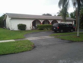 620 NW 92nd Ave, Pembroke Pines, FL 33024