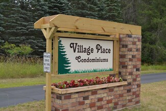 100 D Village Place Dr, Roscommon, MI 48653