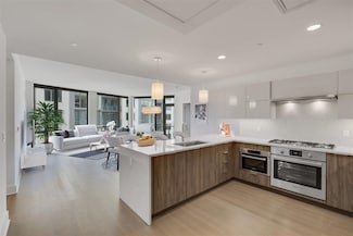 9 Avenue at Port Imperial Unit 515, West New York, NJ 07093