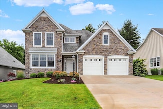 6913 Old Course Rd, Fayetteville, PA 17222