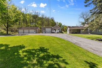 5534 Tellier Rd, Newark, NY 14513