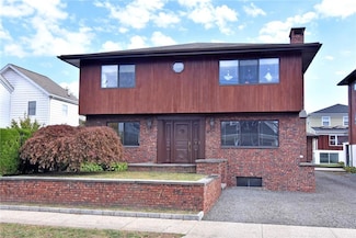 40 Second Ave, Pelham, NY 10803