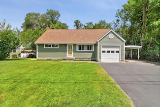 2 Honey Ln, Wappingers Falls, NY 12590