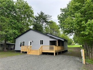258 Mcmaster St, Bath, NY 14810