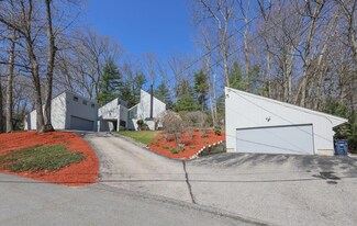 17 Dunbarton Dr, Nashua, NH 03063