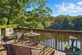 3584 Walnut Hills Rd, Stover, MO 65078